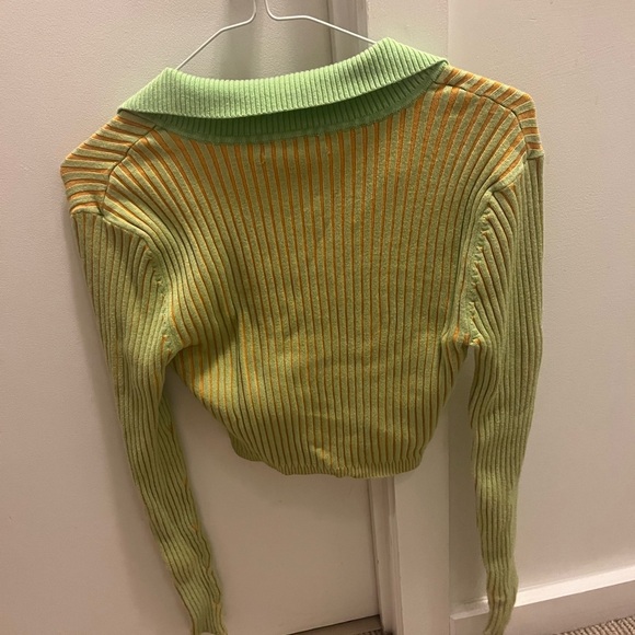 Crop top - Picture 3 of 3